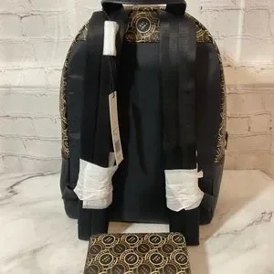Marc Jacobs Leather Signet Backpack (Medium) + Card Wallet NWT Amazon.com: Marc Jacobs Black With Gold Hardware Groove  main image 3